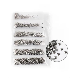 Strass p/ Decoração de Unhas e Outros
