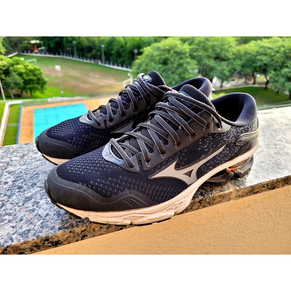 Mizuno wave hotsell rider 22 comrades