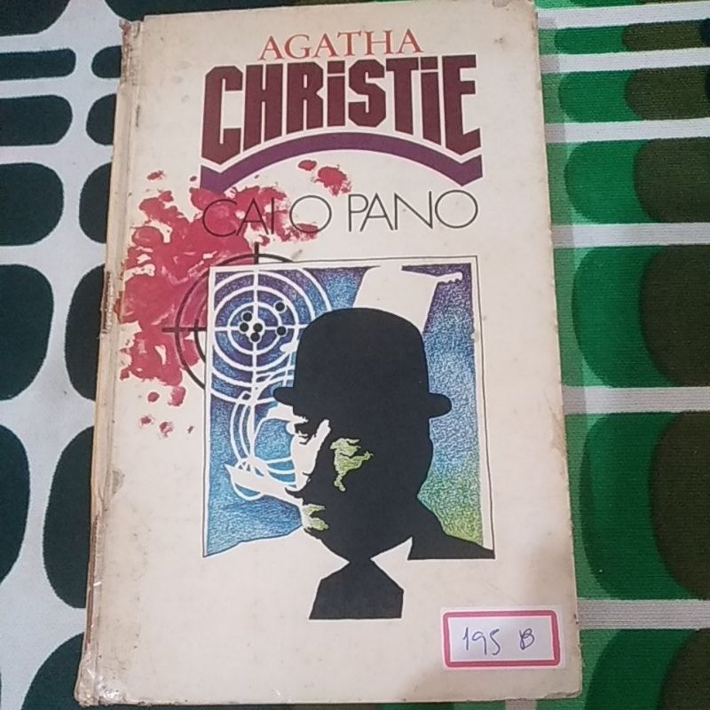 Cai o pano capa dura Agatha