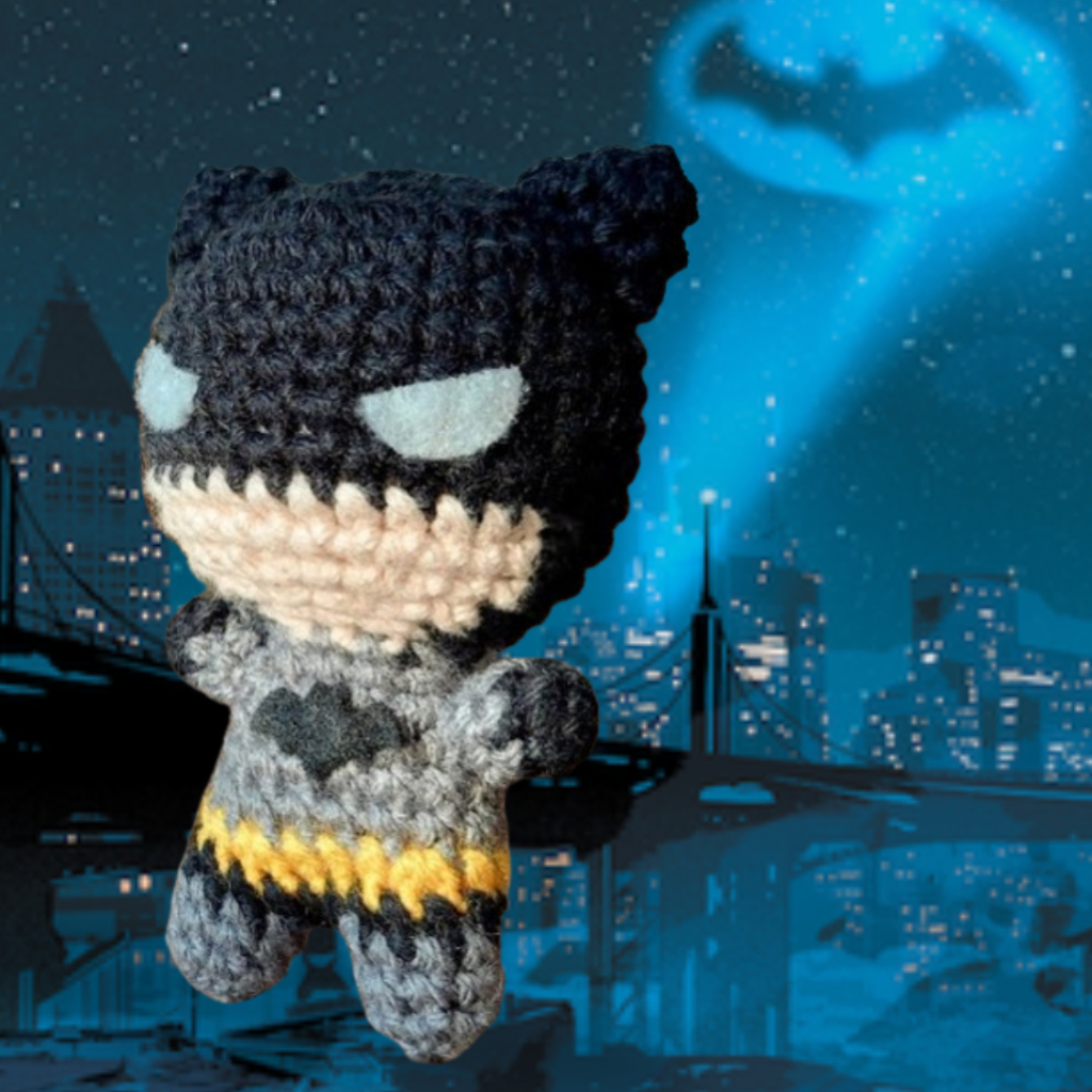 Mini Batman em Crochê Amigurumi