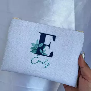 Necessaire Verde Oliva Personalizada com Nome e inicial p/ madrinhas