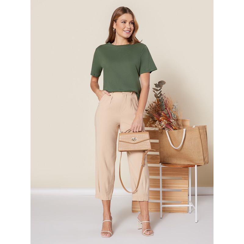 Blusa T-shirt algodão camiseta feminina lisa básica gola careca barra reta