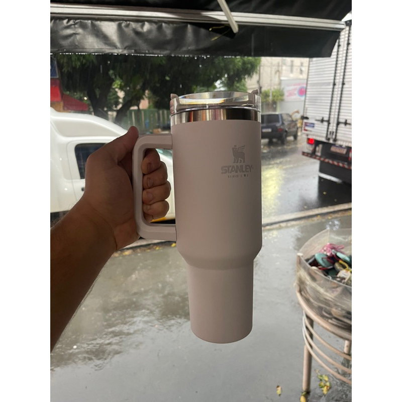 Caneca Stanley 1200ml Virgínia Fonseca