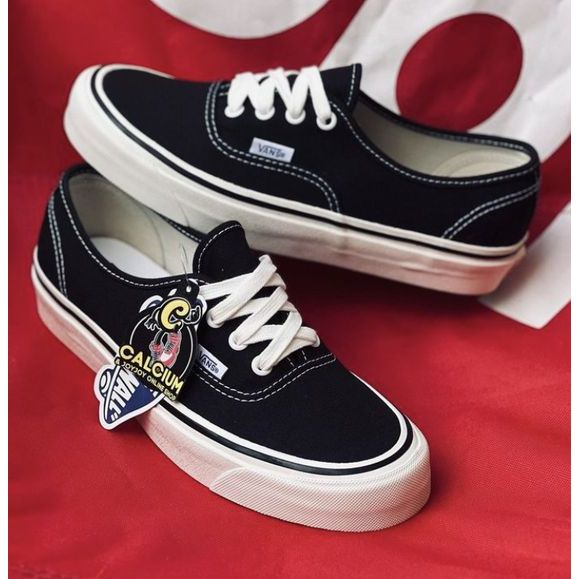 Tênis Authentic Era Vans Casual Femenino & Masculino Lançamento 2024