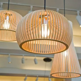 Lustre Luminária Teto Grande Pendente Bola de Madeira Decoração Sala de Jantar Cozinha Quarto