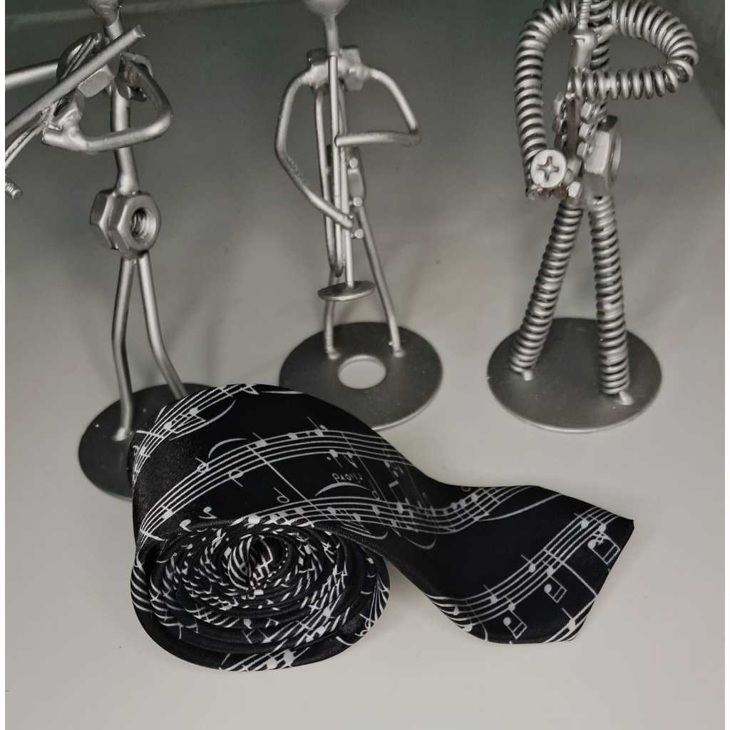 Gravata Slim Estampa Musical PretO | Shopee Brasil
