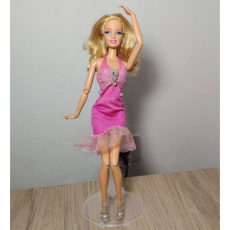 Barbie store fashionistas 2009