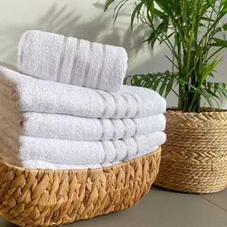 Kit 4 Toalhas de Banho Branca Grande 70 x 130 cm 100% Algodão Alta Absorção