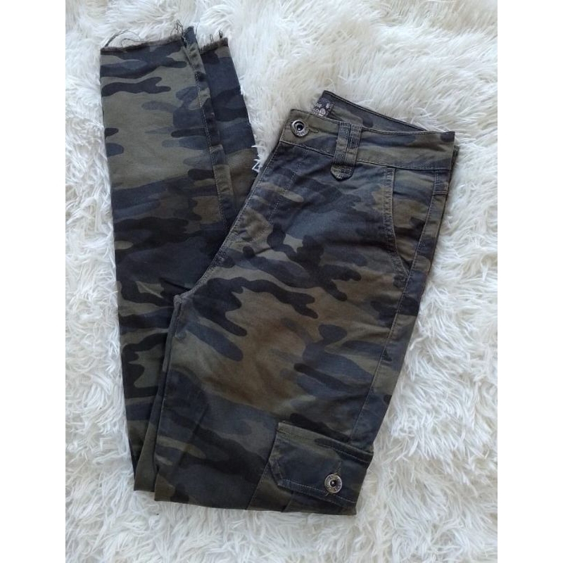 Calças Jeans Diversos Modelos e Tamanhos