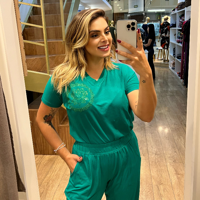Conjunto Feminino Camiseta e Calça de Viscolycra Premium