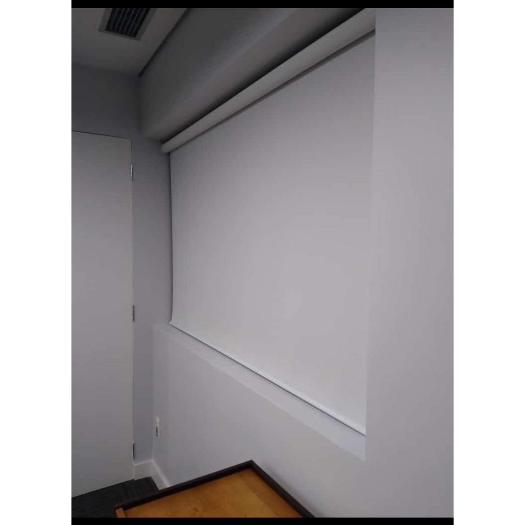 Cortina Rolo Blackout De Medida 0,80x1,50 Blecaute 0% Luz