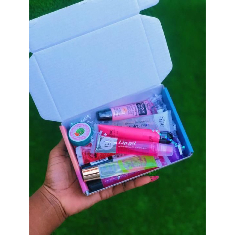 KIT GLOSS CAIXA BLOGUEIRA MELHORES MARCAS