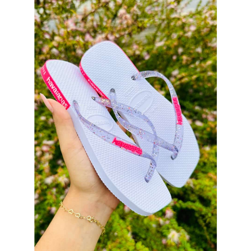 Chinelo Feminino de dedo Sandália Feminina Adulto Neon