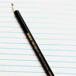 Lápis Preto 6B Leo&Leo Escolar 18Cm Com 4 Unidades Para Escritas E Desenhos Com Pontas Resistentes E Não Tóxico em Oferta na Shopee