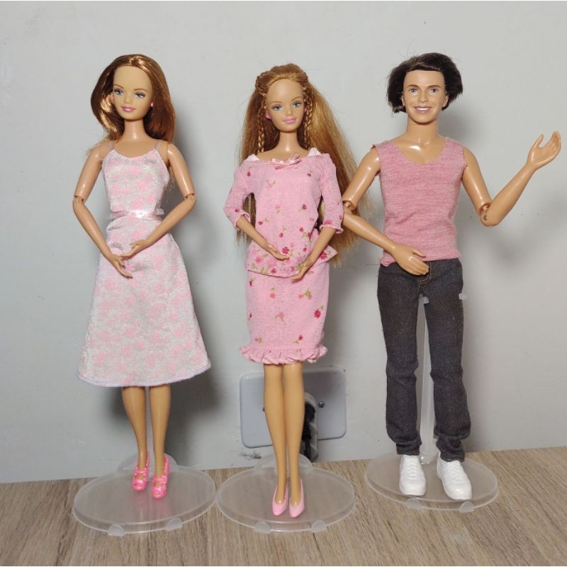 Barbie doll best sale happy family