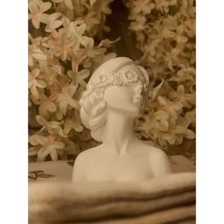 Mini estatua decorativa deusa grega feita em cimento