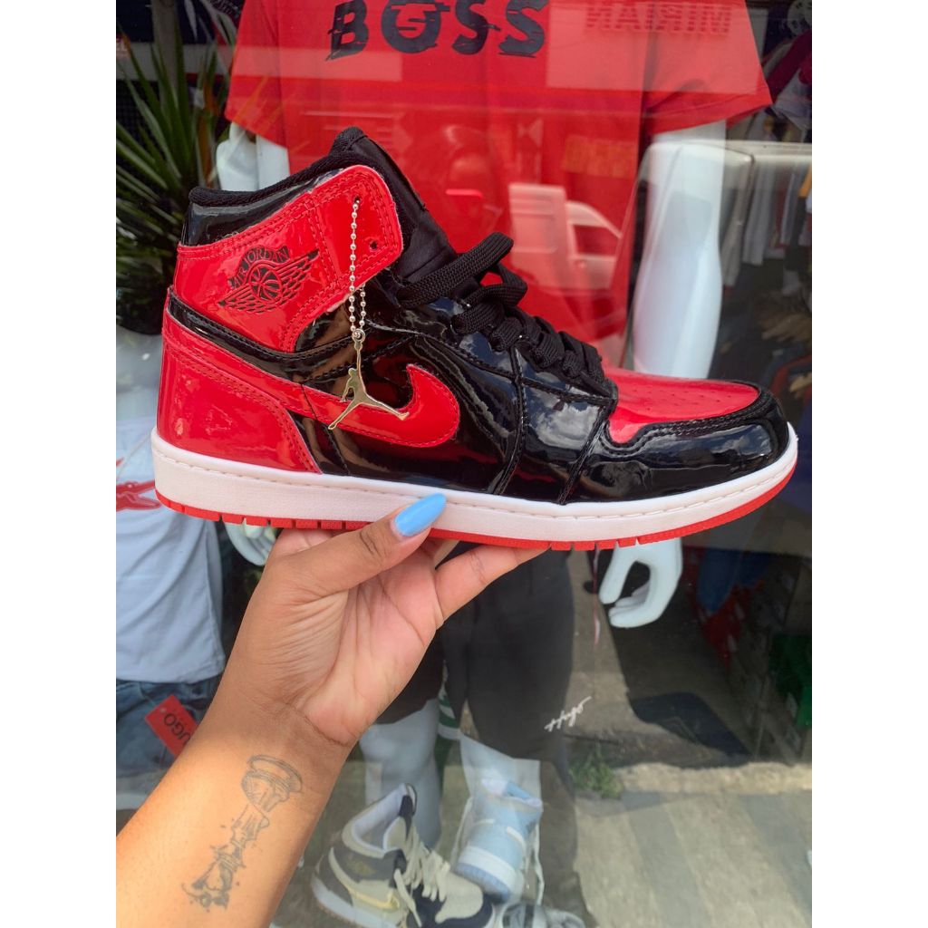 Tênis Air Jordan 1 Mid Banned Vermelho / Preto – Sneaker Sul