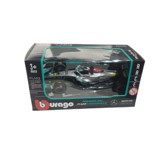 Miniatura 1/43 F1 2022 Mercedes AMG W13 Russell California Toys