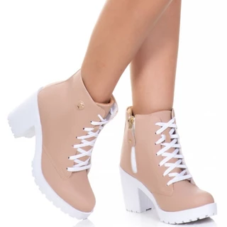 Bota coturno cano curto ajustavél