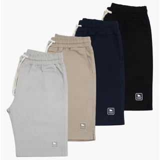 Bermuda Masculina em Sarja com Elastano