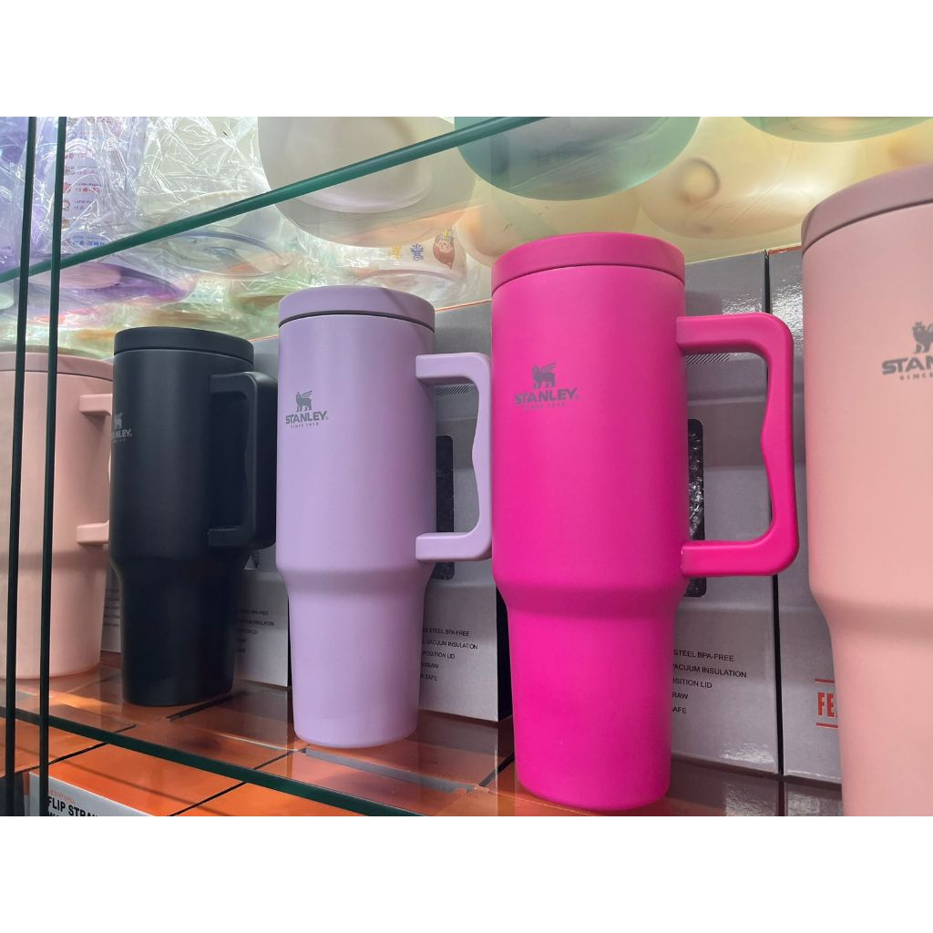 Copo 1,2 litros Stanley termico com canudo e alça