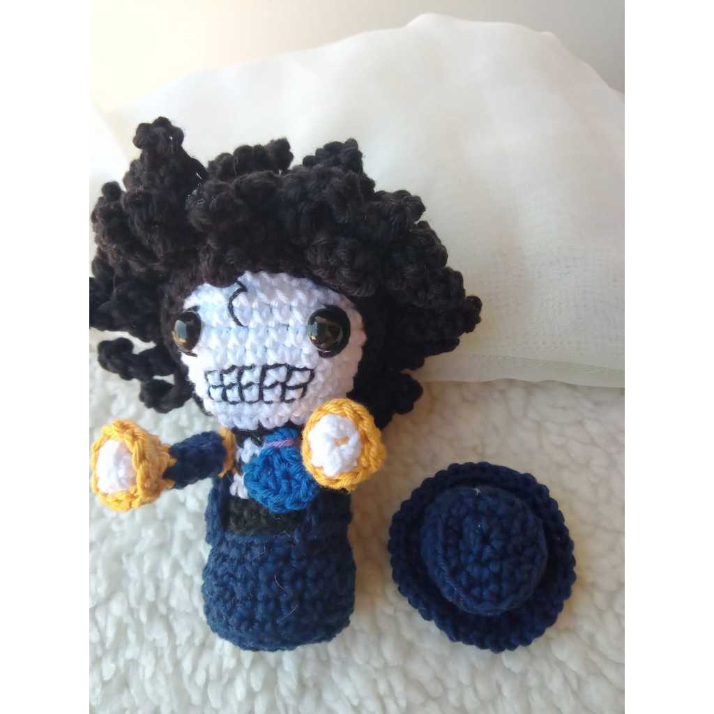 Boneco Amigurumi Personagem Brook do One Piece | Shopee Brasil