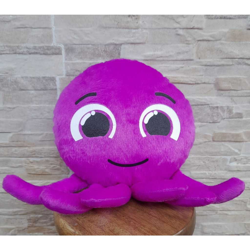 Polvinho roxo de Pelúcia da turma do bolo fofo mede 25x25cm