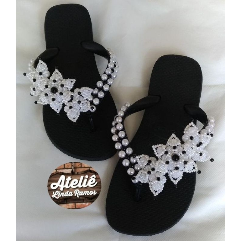 Chinelos bordados havaianas customizadas, flor renda francesa