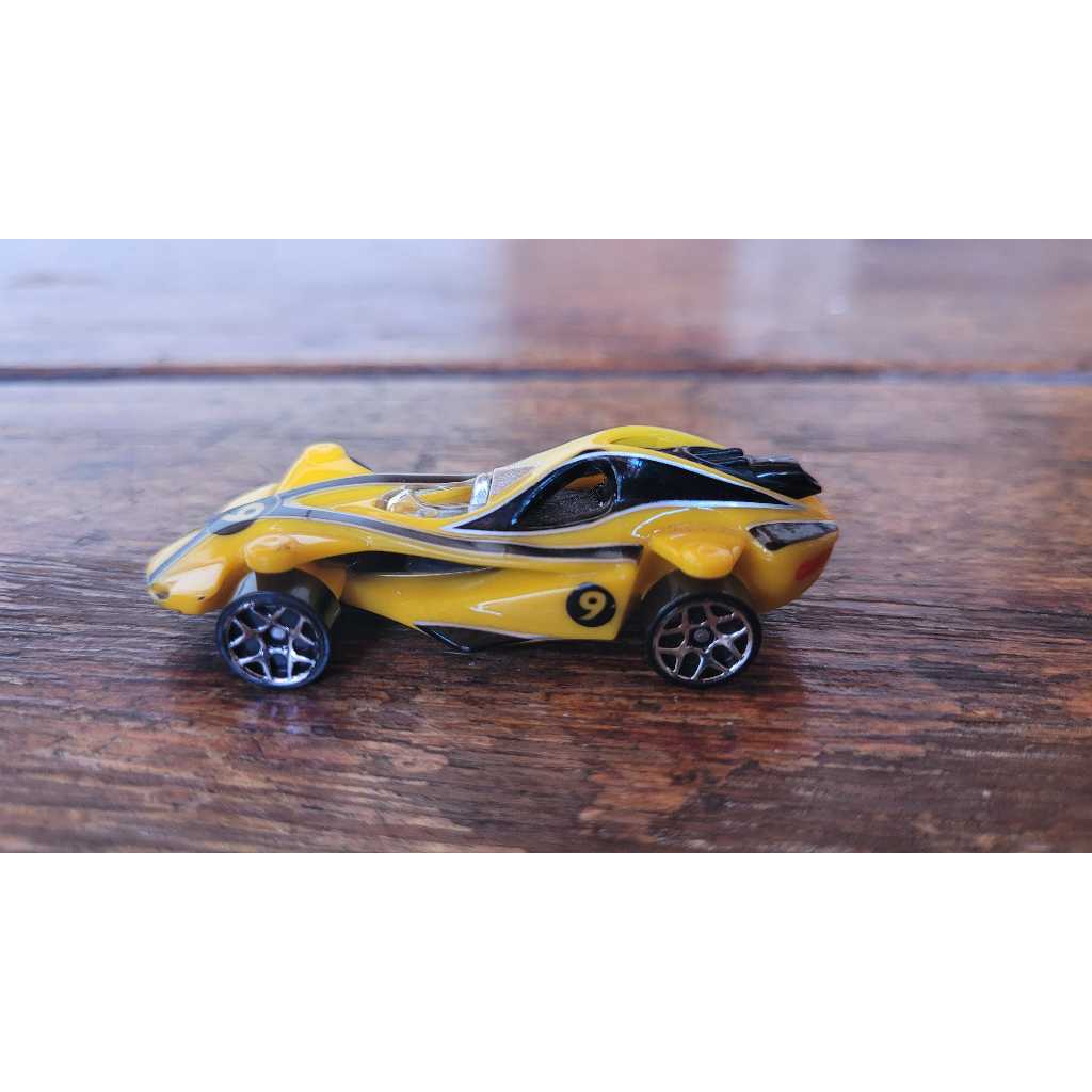 大好き Hot Speed - Amarelo Car Race X) (Corredor X Racer - Wheels Minicar