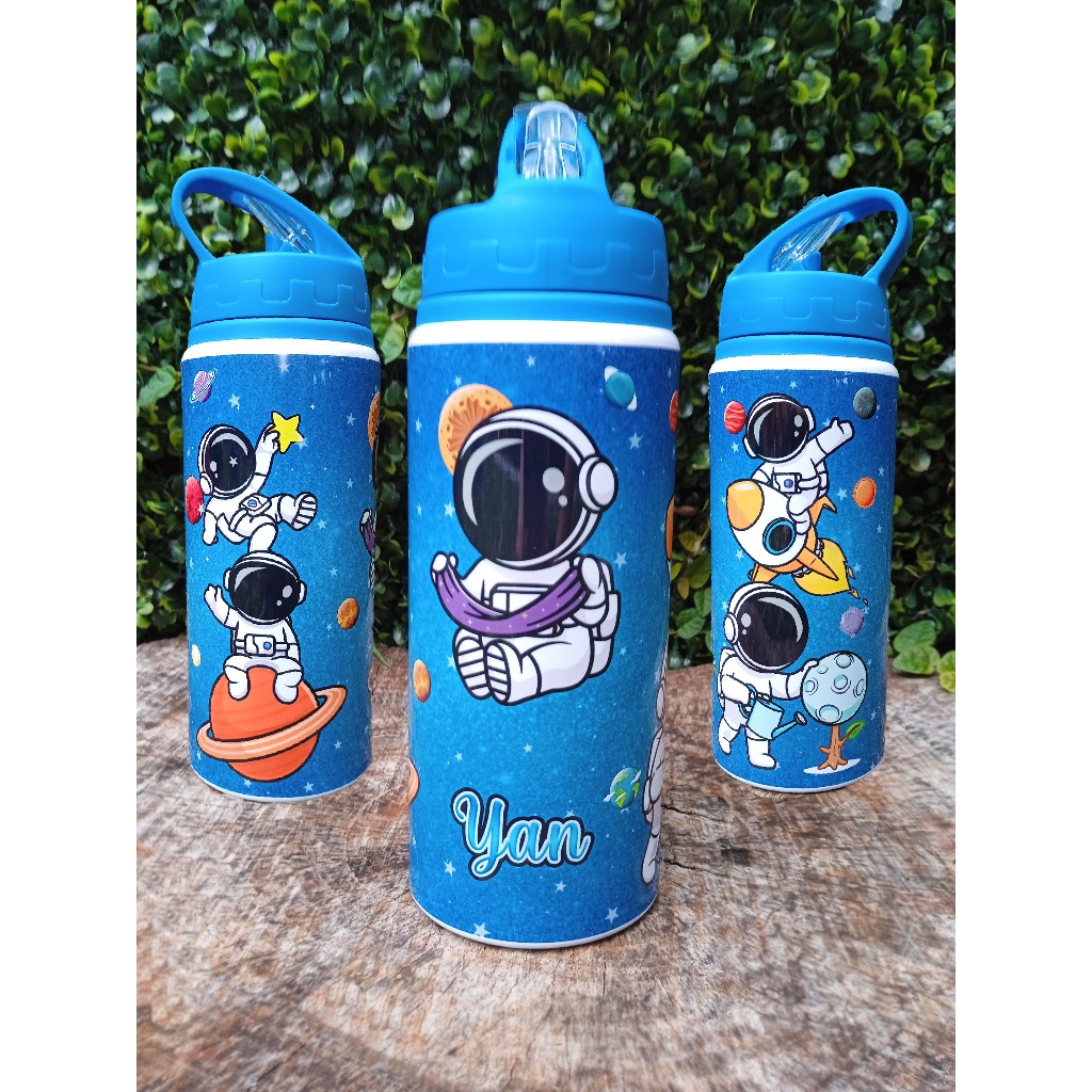 Garrafa personalizada astronauta 600ml de aluminio com seu nome squeeze