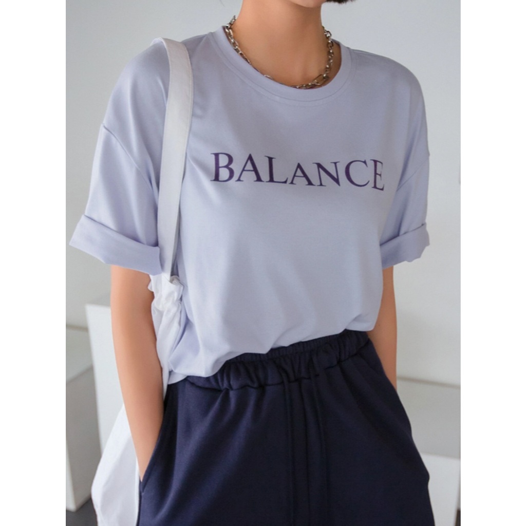Camiseta Oversized Lilás Balance Minimalista Estilo Vintage Manga Curta ...