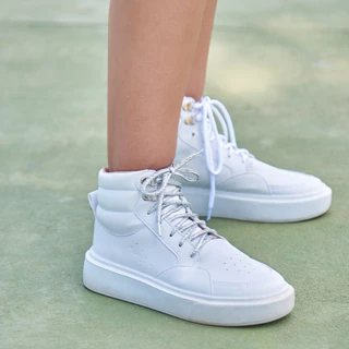 Tênis Casual Feminino Sneaker Cano alto Branco Tenis Calce Facil Macio