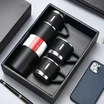 KIT JOGO GARRAFA TÉRMICA STANLEY/ COM TRÊS XÍCARAS PORTÁTIL PARA VIAGEM / CAFÉ / ÁGUA 400ML