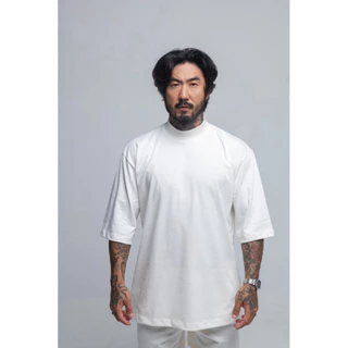 Camiseta Oversized Gola Alta Off White Premium