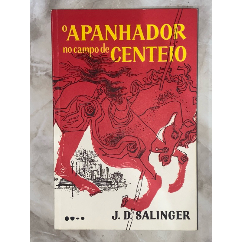 Livro - O apanhador no Campo de Centeio | Shopee Brasil