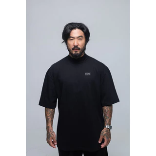 Camiseta Oversized Gola Alta Preto Thpe