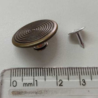Botão Metal Flexível Ouro Velho Detalhe Círculos - 10 Unidades