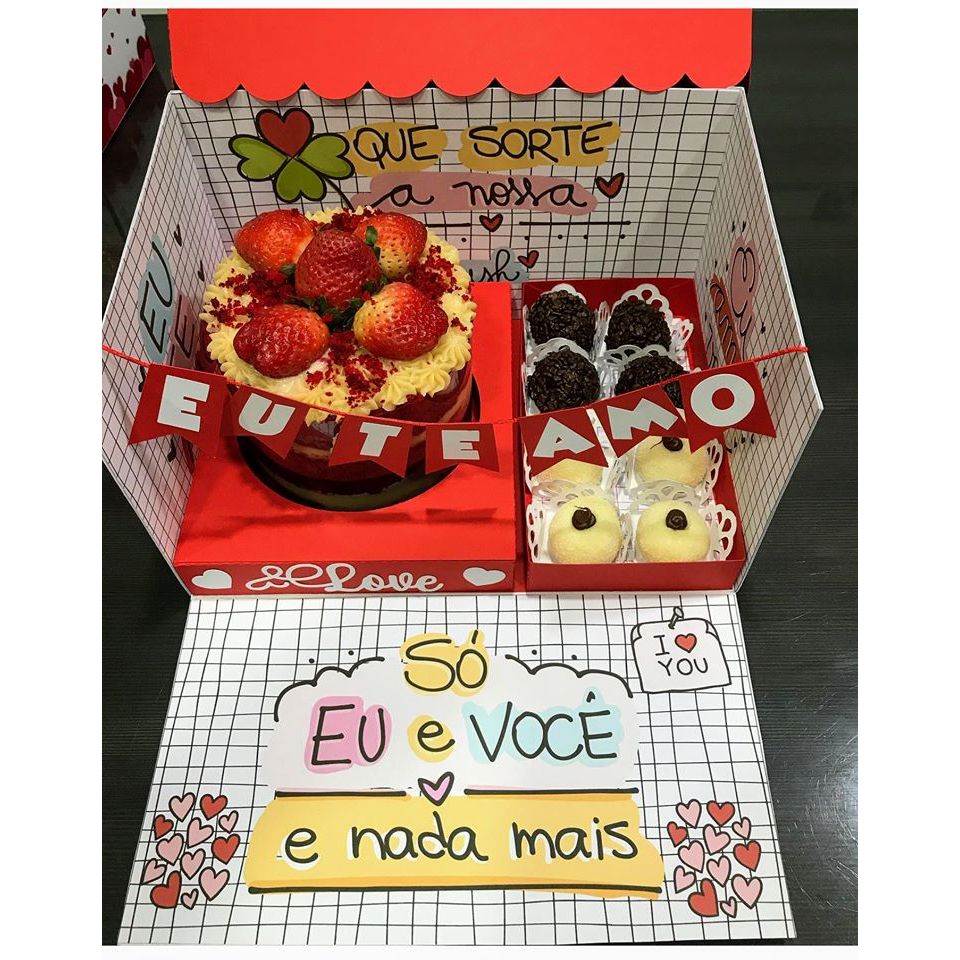 Caixa cenário para aniversário, bodas, casamento, dia dos namorados