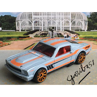 HOT WHEELS ‘65 MUSTANG FASTBACK 2013 MUSCLE MANIA GARIBA58