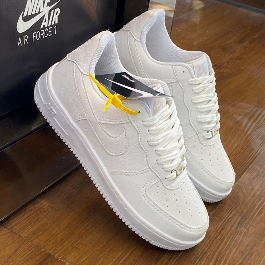 Tenis Nike Air Force 1 07 Branco / Roxo - Cross Sports