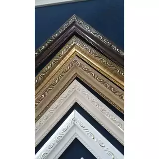 Moldura 30x37 Trabalhada De Qualidade Laqueada C/Acrílico