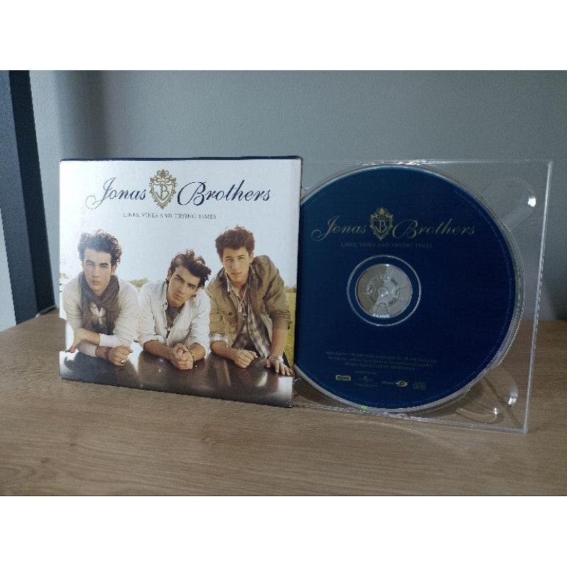 Jonas Brothers / Lines Vines & Trying Times - CD