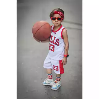 Conjunto Basquete Infantil Kit Bermuda + Camiseta Regata de Verão