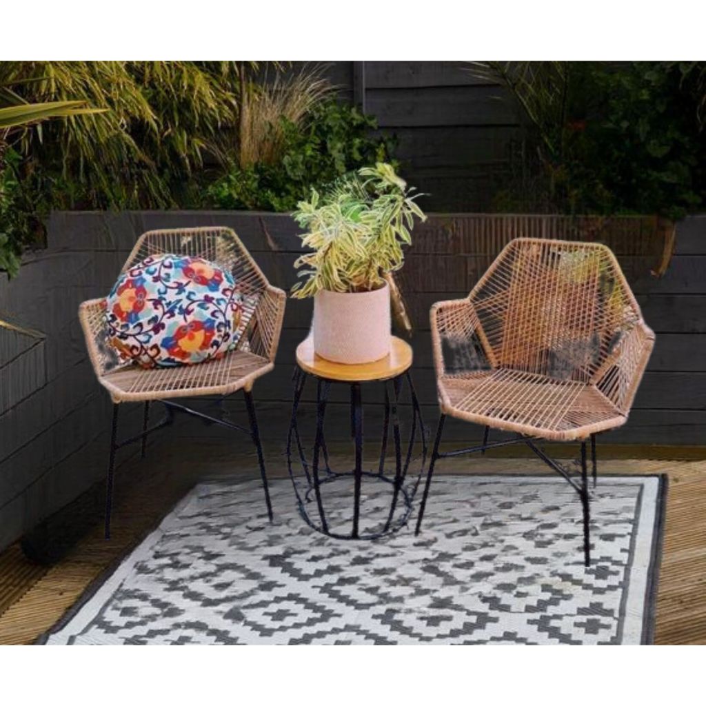 Conjunto 2 Cadeiras Tropicalia e Mesinha Seat Garden Decoração Charmosa e Conforto Lançamento Top