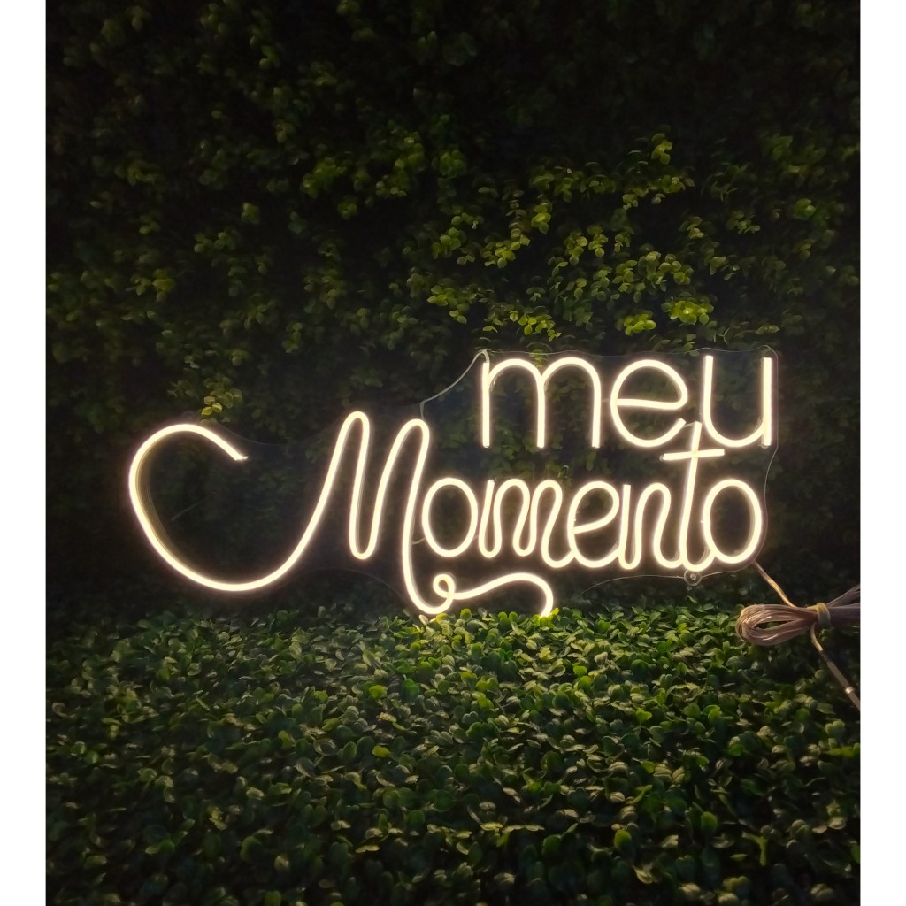 Letreiro MEU MOMENTO em Neon LED 60x30cm Decoração Estúdio Estética ...