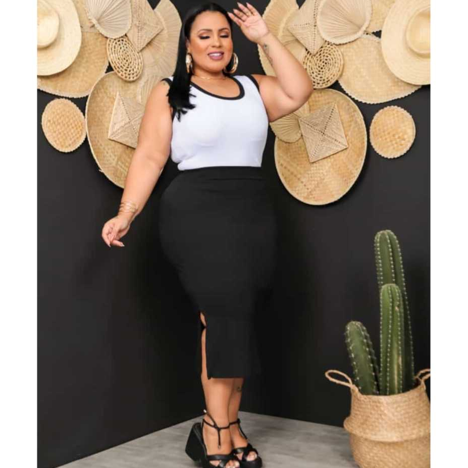 Conjunto Feminino Plus Size Blusa cropped Saia Modinha Tecido