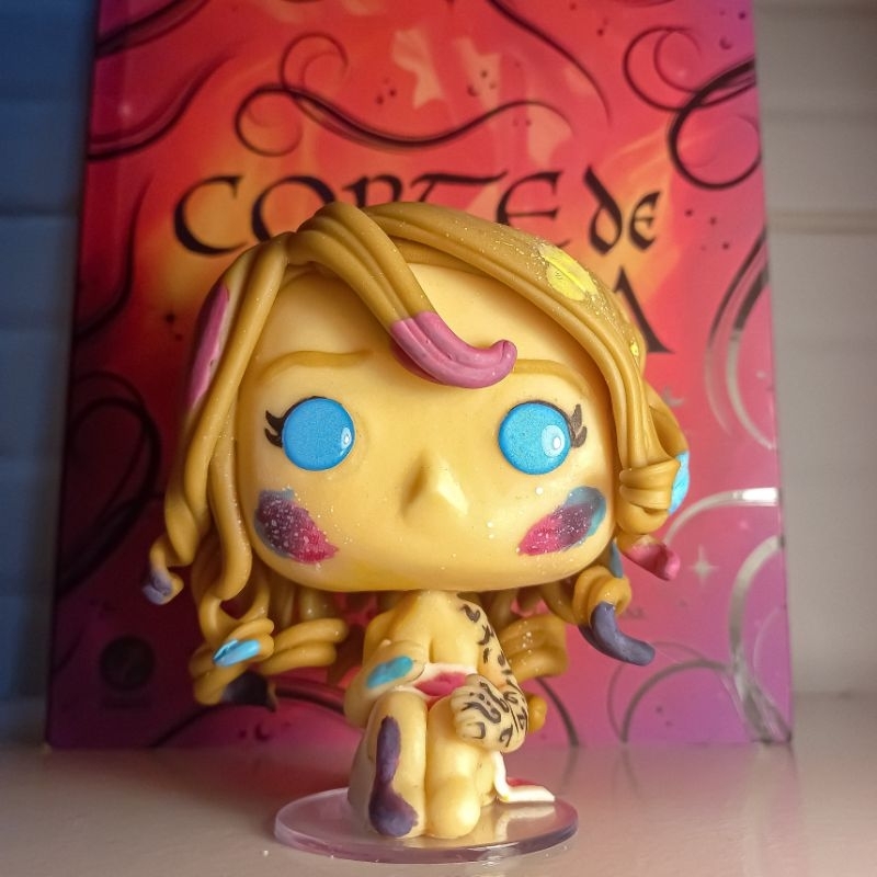 Funko Pop Feyre Archeron Acotar Capítulo 55