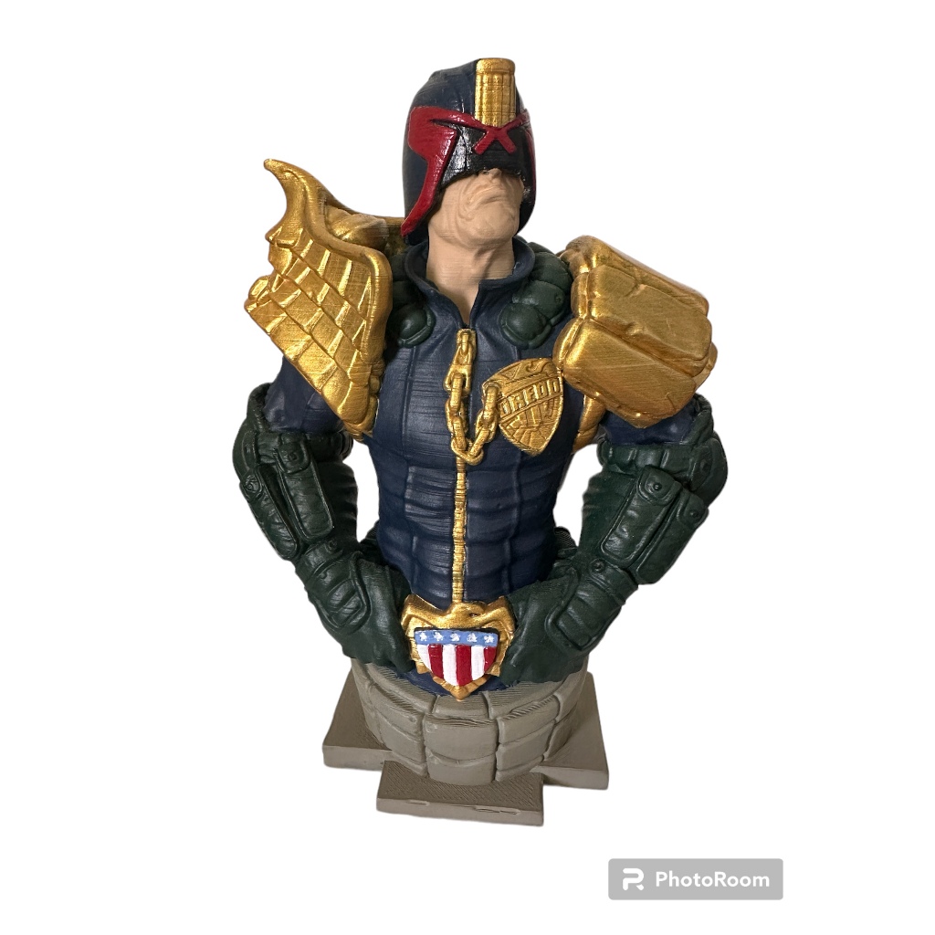 Busto Juiz DREDD