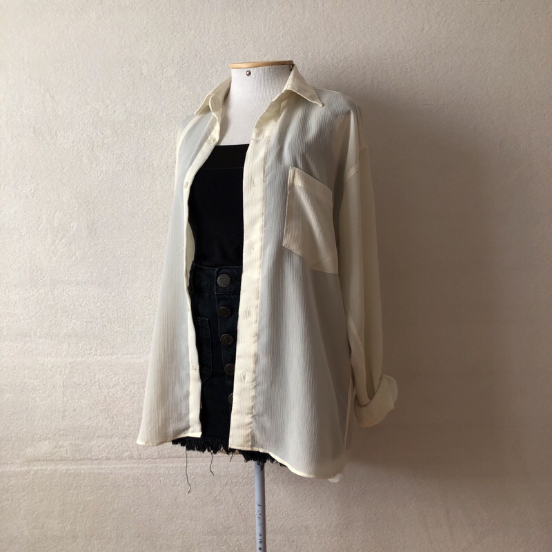 Camisa de botão amarelo claro - veste M/G - confira a descrição ...