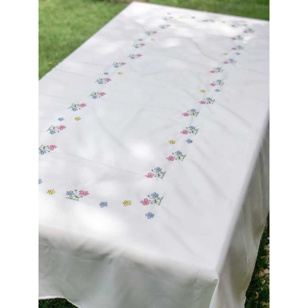 Toalha De Mesa 6 Cadeiras Bordada